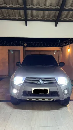 Mitsubishi L200 Triton GLS 3.2 CD TB Int.diesel MEC 2017