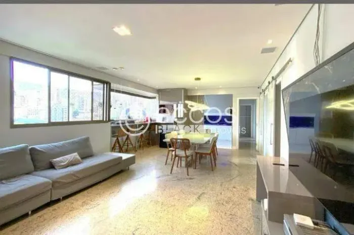 Apartamento à venda, 4 quartos, 1 suíte, 2 vagas, Sion - Belo Horizonte/MG