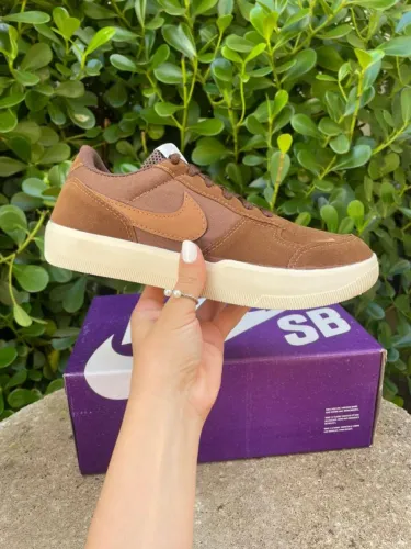 Tênis masculino sneakers skatista marrom casual