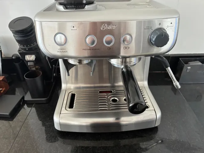 ? Cafeteira Espresso Oster Xpert Perfect Brew - Completa + Filtro Naked