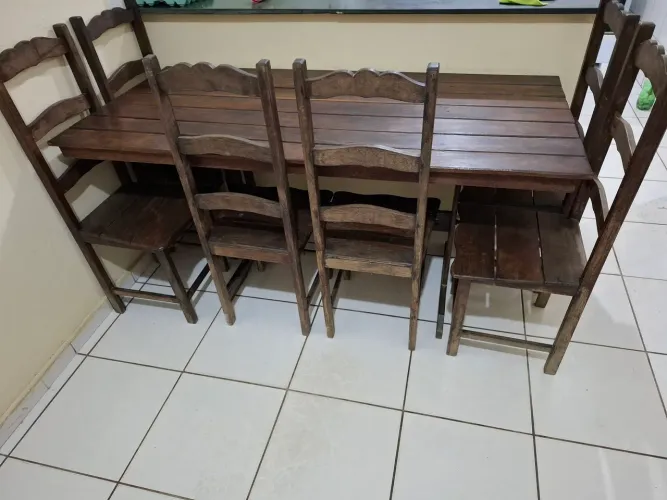 Mesa de Jantar em Sucupira Maciça + 6 Cadeiras | Madeira Maciça | Usada
