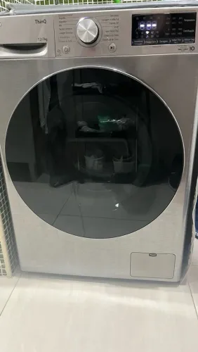 lava e seca LG ThinQ de 12,7 kg, com Direct Drive