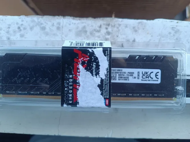 Memória Kingston Fury Beast 32GB DDR4 3200MHz CL16 (Novo/Lacrado)