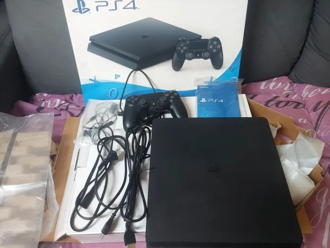 Ps4 sim 500 Mb 5 jogos 