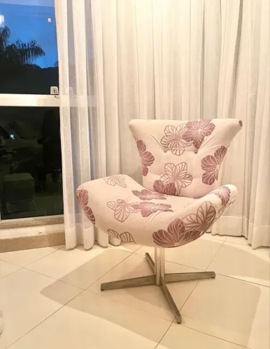 Poltrona giratória