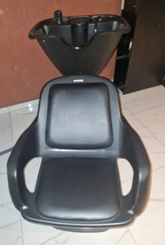 Bancada e lavatório barbearia em semi- novos
