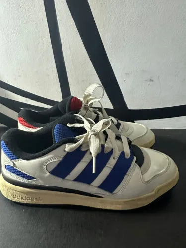 Tênis adidas Fórum low