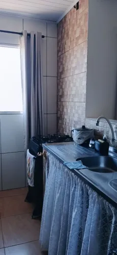 Aluga-se um sobrado Terra Preta