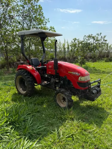 Trator Tramontini T 3230 4x4