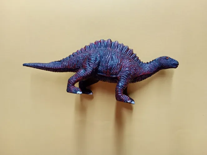 Miniatura Dinossauro Estegossauro / Dimetrodonte - Brinquedo / Coleção