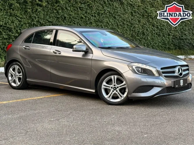 Mercedes-Benz A-200 A 200 1.6 Turbo 2013