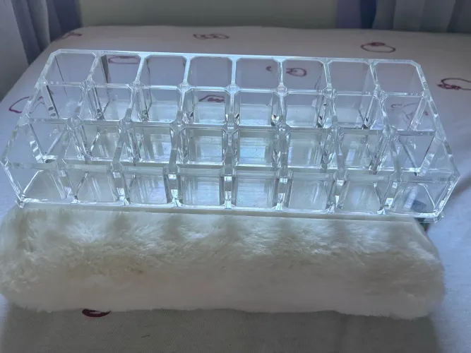 Porta 24 batom 