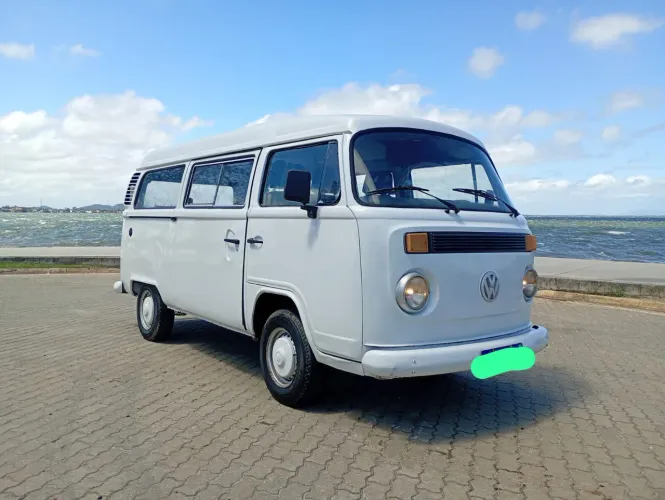 Volkswagen Kombi Standard/ Luxo/ Serie Prata 2005