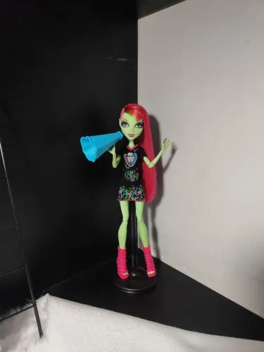 Boneca Monster High Venus McFlytrap Ghoul Spirit G1