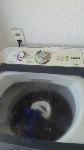 Vendo máquina de lavar funcionando e em ótimo estado