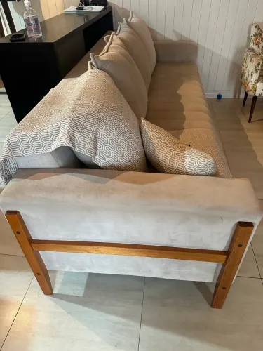 Vendo sofá 4 lugares 
