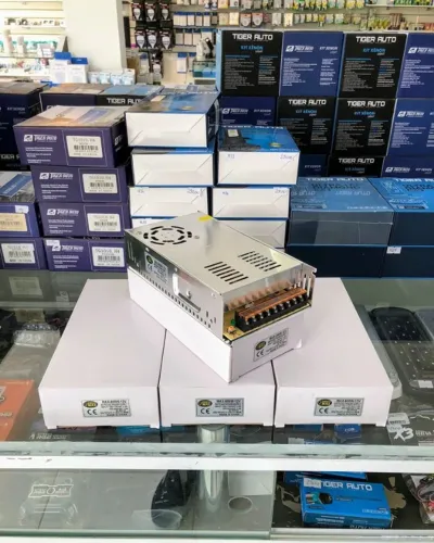 Fonte Chaveada Colmeia 12V 50A 600W - Bivolt 127/220V - MiniMen MM-12V50A - Nova