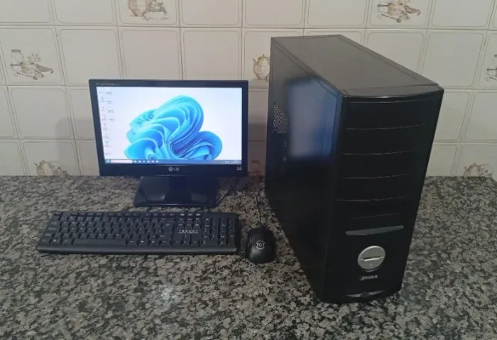 Computador Intel 1155 - 4GB - 500GB - LCD