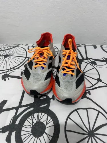 Adidas de corrida modelo adizero