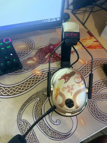 HEAD SET RAZER BLACK SHARK V3 PRO EDIÇÃO DRAGON LORE.