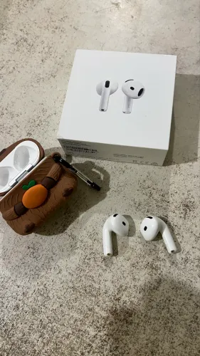 Airpods 4