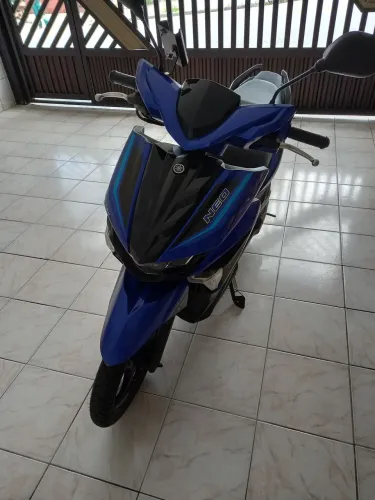 Yamaha Neo 125cc 2024 em ótimo estado, vai com a Bag de brinde.