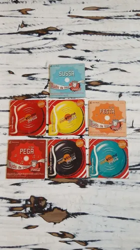 7 Mini CDs colecionáveis da promoção "Vibe Sound" da Coca-Cola. Dos anos 2000.