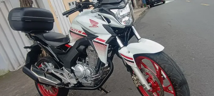 CB Twister 250f 2022