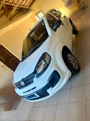 Fiat Uno Attractive 1.0 EVO Fire Flex 8V 5P 2021