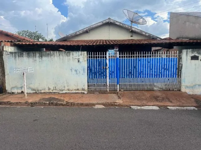 Casa 104 m² - Centro - Castilho - SP