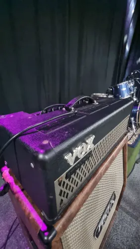 Cabeçote Vox Valvetronix AD100VTH