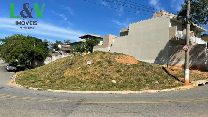 Terreno de esquina à venda no bairro Terra Nobre - Louveira