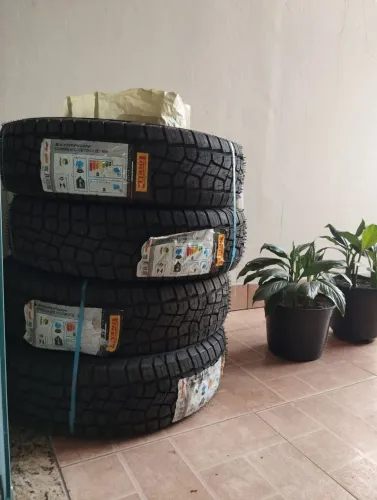 Pneu 175/70 R14 Novo