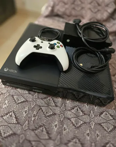 Xbox one fat 500 GB sem novo