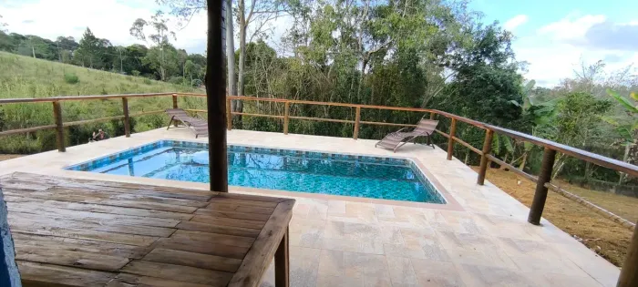 Chácara em Ibiúna com piscina 1080m2 seja feliz no simples