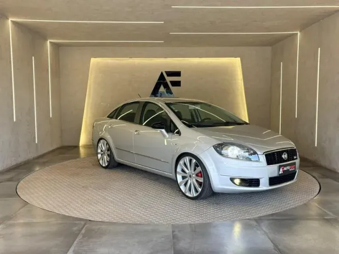 Fiat Linea LX 1.9/ 1.8 Flex 16V 4P 2011