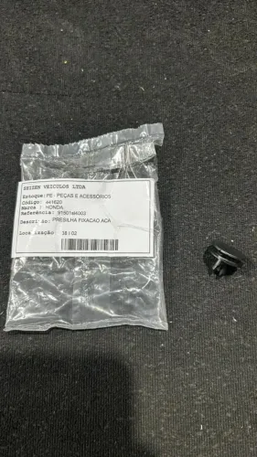 Trava calha ou presilha de fixação Honda civic 2014-2016 91501SL4003