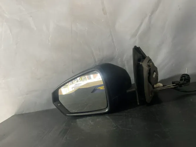 Retrovisor VW polo lado esquerdo 2024 original eletrico/ manual 