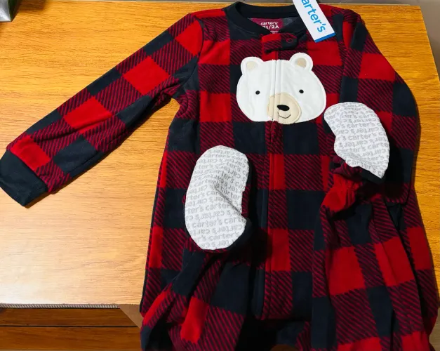 Pijama da carters 24 meses