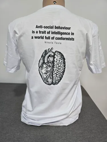 Camiseta Nikola Tesla Frase anti social
