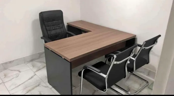 Mesa em L Pandin 1,50x0,70 cm c/duas gavetas