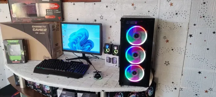 Computador i5,  PC novo na caixa, 16gb ram, ssd 240gb, monitor 19 HDMI 