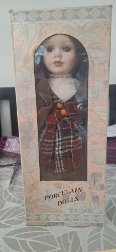 Boneca de porcelana Vintage 1990 vitoriana