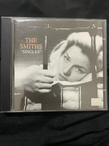 CD The Smiths - Singles (Original com Selo Holográfico) Ifpi