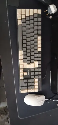Teclado e mouse gamer rgb