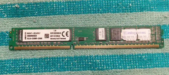 Memória DDR3 4GB (PC)