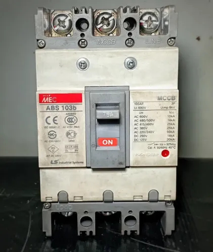 Disjuntor Tripolar 75A ABS-103B