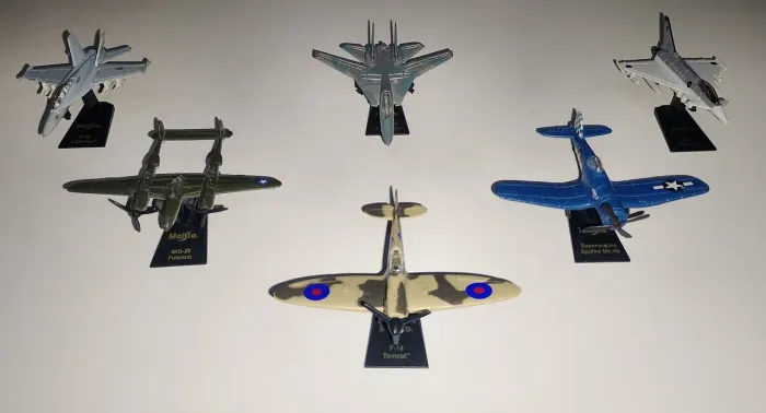 Aviões Miniatura Maisto