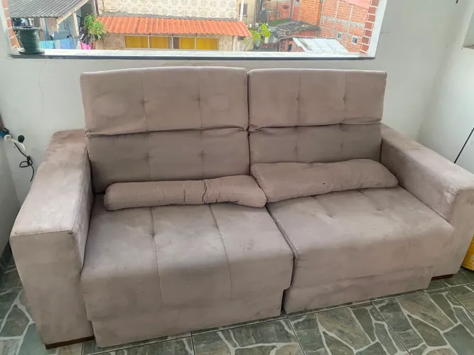 SOFÁ RETRÁTIL 3 LUGARES