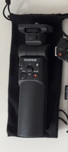 FUJIFILM TG-BT1 Tripod Grip with Bluetooth